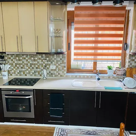 Romeo With Private Garden Korce