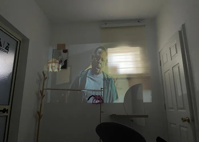 Romeo With Private Garden 科尔察