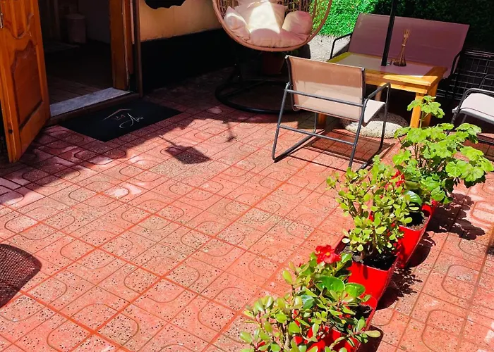 Romeo With Private Garden Konukevi