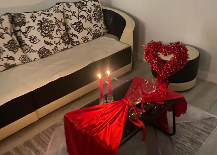 Romeo With Private Garden * Görice