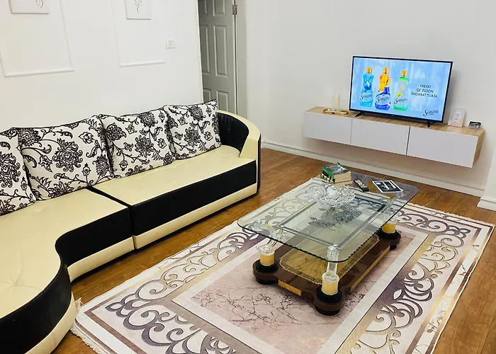 Konukevi Romeo With Private Garden *